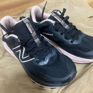New Balance Women's Black and Light Pink Sneakers